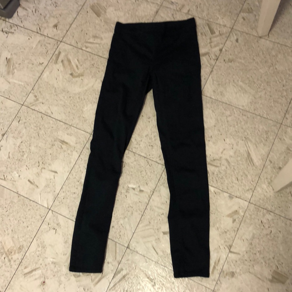 ✨3 for $20✨ NWOT H&M Black Jeggings
